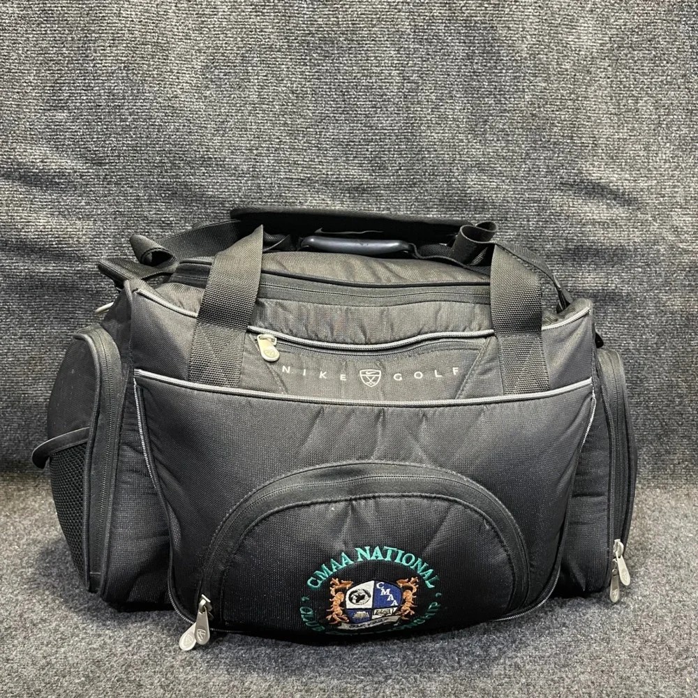 Nike Golf TG0003 CMAA National Club Championship Black Duffle Gym Gear Bag